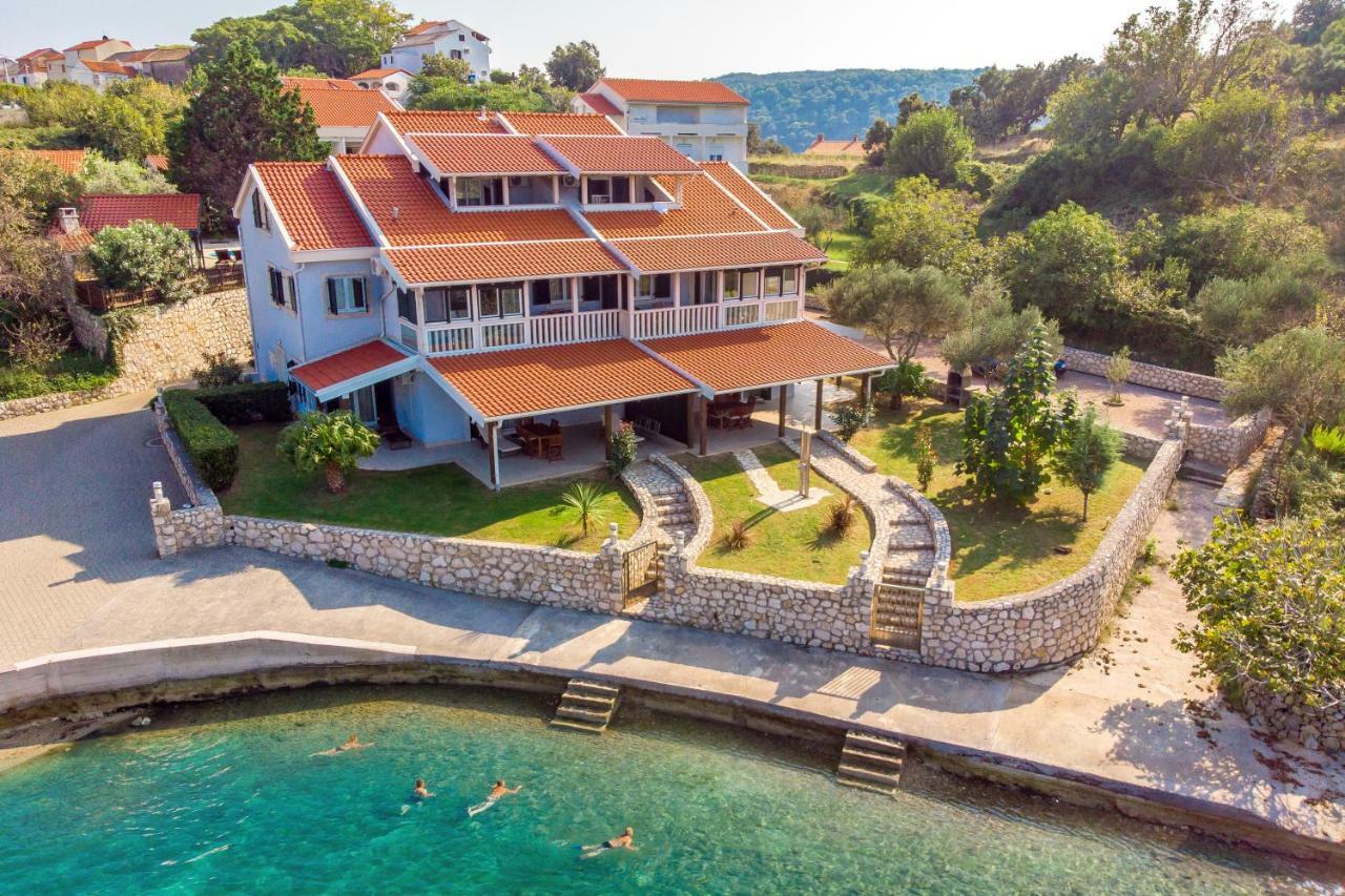 Villas Kampor ภายนอก รูปภาพ